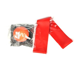 Ensemble de rouleaux en mousse de yoga personnalisés 5 en 1 avec bande de résistance, balle de massage, bâton de massage, sangle d'étirement dans un sac en filet portable - Product Image 4
