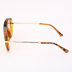 Gafas de Sol de Moda OEM 2025, Protección UV Total, Montura Completa de PC, Lentes AC, Colores Pantone Disponibles, Certificación CE, Unisex - Product Image 3