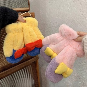 ถุงมือผ้าพลัฌแบบมีนิ้วมือสำหรับผู้หญิงสำหรับฤดูหนาวถุงมือสำหรับนักเรียนน่ารักสีตัดกันอบอุ่นพร้อมกำมะหยี่หนา - Product Image 3