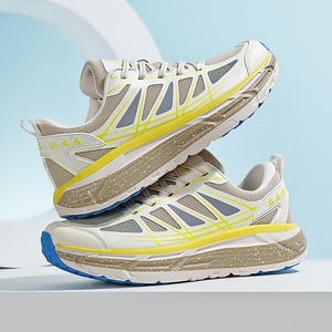 Chaussures de sport style couple 2026, nouvelles chaussures d'extérieur d'été pour la montagne, durables, amortissantes, confortables et tendance - Product Image 3
