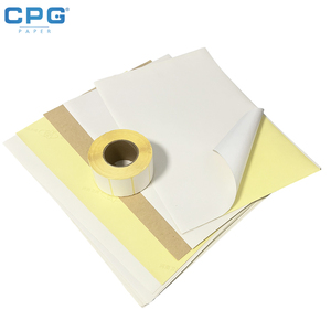 Papel Kraft Autoadhesivo Personalizado de Fábrica, Material de 80 g/m², Textura Marrón Natural para Etiquetas de Tiendas de Comestibles - Product Image 1