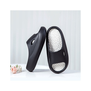 Chaussons décontractés en EVA à prix d'usine, tongs souples pour femme, idéales pour l'été et la plage - Product Image 3