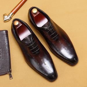 Chaussures Oxford en cuir formelles pour hommes à bout rond, gravées, respirantes, légères et antidérapantes - Product Image 6