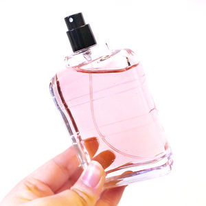 Flacon de parfum vide de luxe personnalisé avec logo, 100 ml, carré plat, transparent avec bouchon noir, flacon de parfum en verre réutilisable - Product Image 5