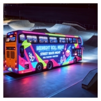 Affiche publicitaire EL haute luminosité pour flottes de bus. Publicités personnalisées sur la carrosserie. Une mise à niveau révolutionnaire par rapport aux panneaux publicitaires statiques traditionnels