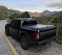 Couverture rigide pour benne de pick-up Ford F-150 Raptor avec panneaux en aluminium imperméables et loquets robustes pour la protection de la benne