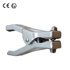 Pince de mise à la terre/antistatique en aluminium homologuée Atex avec trois broches - Product Image 2