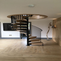 Bester Preis Gebogene Gusseisen treppen mit gebogenem Geländer aus Kohlenstoffs tahl Wendeltreppe