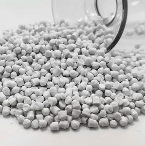 เม็ดพีวีซีบริสุทธิ์และรีไซเคิลอาหาร/ท่อ/เกรดทางการแพทย์สำหรับขั้วต่อไฟฟ้า - Product Image 3