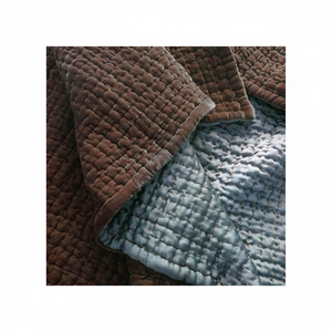 Cubrecama Reversible y Resistente al Agua, Hecho a Mano, de Terciopelo de Seda Orgánica y 100% Algodón, en Color Marrón y Azul, para Hotel y Hogar, 10 Piezas - Product Image 1