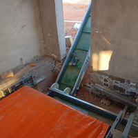 Solution de construction personnalisée pour élevages de poulets reproducteurs avec alimentation automatique par voie aérienne