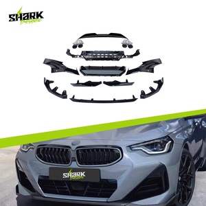 Kit Carrozzeria MP per <span class=keywords><strong>BMW</strong></span> <span class=keywords><strong>Serie</strong></span> <span class=keywords><strong>2</strong></span> <span class=keywords><strong>2021</strong></span>+ M240i G42 Coupé, Labbro Paraurti Anteriore, Diffusore Posteriore e Spoiler Posteriore in Plastica Nera Lucida Effetto Carbonio - Product Image 2