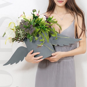 Caja <span class=keywords><strong>de</strong></span> <span class=keywords><strong>cartón</strong></span> con forma <span class=keywords><strong>de</strong></span> Rosa redonda <span class=keywords><strong>para</strong></span> regalo, caja <span class=keywords><strong>de</strong></span> <span class=keywords><strong>cartón</strong></span> con forma <span class=keywords><strong>de</strong></span> flor fresca, venta al por mayor - Product Image 4