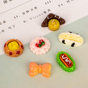 Vente en gros de pain grillé pour jouer à <span class=keywords><strong>manger</strong></span>, accessoires de bricolage, bijoux en résine pour la décoration - Product Image 2