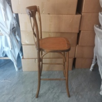Chaise de bar/tabouret de bar à dossier croisé en bois massif pour la fête de mariage