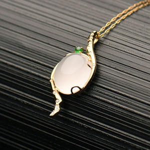 Kalung Liontin Rantai Kotak Ulang Tahun Batu Giok Alami Qi Song, Emas Asli 18K, Giok Putih Imperial Es, Inisial Personalisasi untuk Wanita - Product Image 5