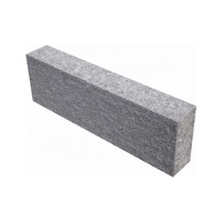 Trottoir de construction de routes, bordure en granit gris clair