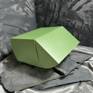 Scatola Regalo Pieghevole Premium Verde con Logo Personalizzato, Confezione per Profumi e Cosmetici - Product Image 2