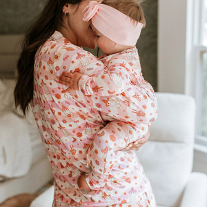 Pyjamas personnalisés maman et moi, motifs variés, vêtements de nuit assortis pour la famille, acceptation des échantillons - Product Image 1