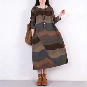 Nouvelle Robe Imprimée Décontractée Ample à Manches Longues et Col Montant pour Femme, Style <span class=keywords><strong>Littéraire</strong></span> et Élégant, en Spandex/Polyester, Collection Printemps-Automne 2026 - Product Image 3