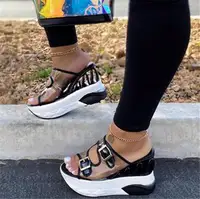 Nuovo Arrivo pantofole piatte per le donne sandali di estate delle donne delle signore del commercio all'ingrosso scarpe casual