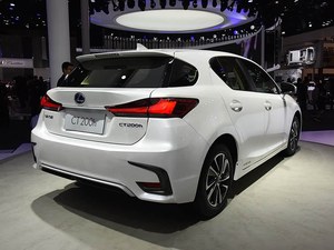 Lexus CT200 1.8L Hybride Automatique Électrique 2017, Toit Panoramique, Hayon, Droit, Meilleure Vente, Stock Usine Afrique - Product Image 5