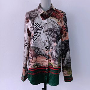 <span class=keywords><strong>Camicia</strong></span> in Seta <span class=keywords><strong>con</strong></span> Stampa di Animali Selvatici Personalizzata per Donne - Product Image 3