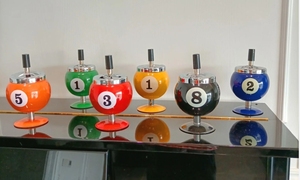 Boule de stockage créative en métal portable en forme de billard avec cendrier de table sur pied pour cendrier intérieur extérieur - Product Image 3