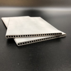 Disipador de calor de Tubo plano de microcanal personalizado Radiador de aluminio Condensador de automóvil Corte Doblado Soldadura Servicios de punzonado - Product Image 3