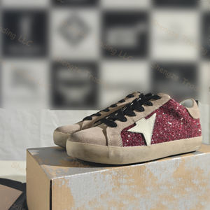 Zapatillas de invierno GGBD de cuero genuino de alta calidad con cordones, antideslizantes, cómodas, estilo skate, color dorado desgastado para caminar - Product Image 1