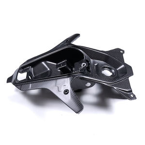 Soporte Trasero de Fibra de Carbono Mate/Brillante para Ducati Panigale V4/V4S 2019-2025 - Reemplazo Ligero de Ajuste Directo - Product Image 4