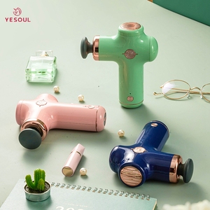 Pistolet de <span class=keywords><strong>massage</strong></span> électrique à 3 vitesses réglables, nouveau, mini poche, rehausseur de muscles profonds, percussion de tissus, avec 4 têtes - Product Image 3