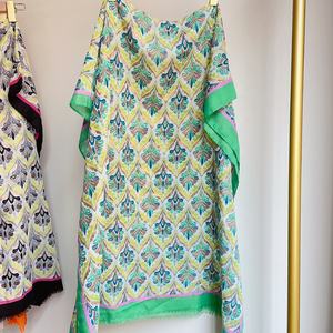 最新の春夏ビーチショールフローラルプリントスカーフソフトビスコーススタイリッシュシマーグリッターラップムスリムゴールドフォイル自由奔放に生きるスカーフ - Product Image 3