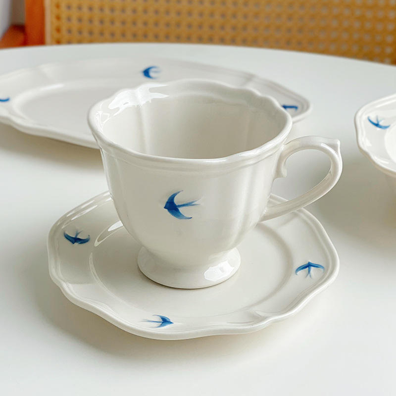 cup and saucer