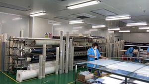 ฟิล์มกระจกอัจฉริยะสำหรับสำนักงานโรงแรมฟิล์มกันรอย pdlc ฟิล์มอัจฉริยะสำหรับแม่ม่ายไฟฟ้า - Product Image 6