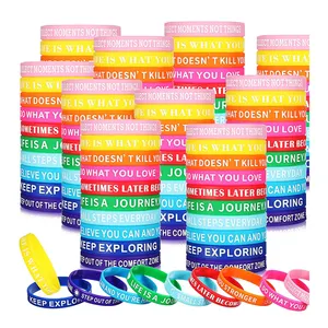 Bracelet de citations inspirantes en caoutchouc de silicone personnalisé en usine bracelet de dicton de motivation minimaliste avec impression
