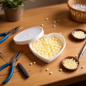 Perline Ilan Abalorio da 8 mm color crema per la creazione di gioielli - Product Image 3