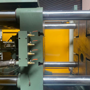 Mesin Die Casting Aluminium Cold Chamber Bekas, Mesin <span class=keywords><strong>Metal</strong></span> <span class=keywords><strong>Injection</strong></span> <span class=keywords><strong>Molding</strong></span> Semi-Solid Liquid Forging Untuk Gear Mesin Merek LK - Product Image 5