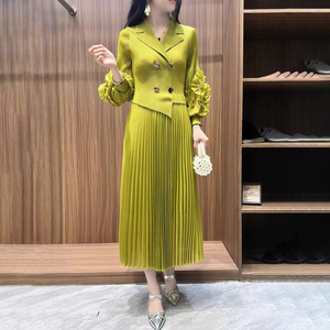 Élégante Robe Midi Décontractée pour Femme, Design Plissé Unique, Manches <span class=keywords><strong>Lotus</strong></span> à Volants, Vente Directe Usine - Product Image 4