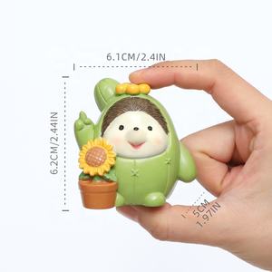 Simpatico <span class=keywords><strong>Riccio</strong></span> in Costume da Cactus, Statuetta in Resina, Decorazione da Scrivania a Forma di Cartone Animato, Ornamento per Casa e Ufficio, Idea Regalo - Product Image 2
