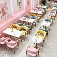 Combinaison Table-Chaise de Restaurant Commercial Personnalisable, Design Moderne, Construction en Bois Durable, Rose, pour Cafés et Fast-Food