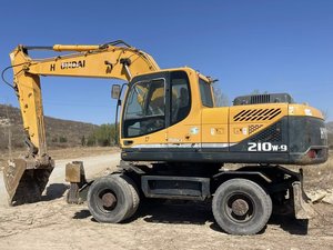 Excavatrice sur pneus Hyundai 210W-7 d'occasion, équipement lourd à vendre, Hyundai 210 210W-9T d'occasion - Product Image 5