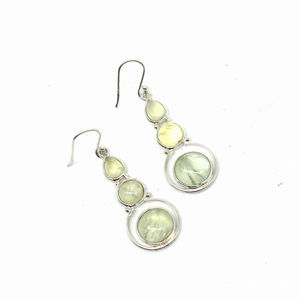 Pendientes de Plata de Ley 925 con Prehnita para Mujer, Joyería Elegante y Moderna para Bodas, Regalos y Uso Diario - Product Image 1
