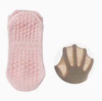 Vente en gros Logo personnalisé Chaussettes antidérapantes pour femmes Fitness Pilates Yoga Shorts à la cheville Design personnalisé Technique tricotée