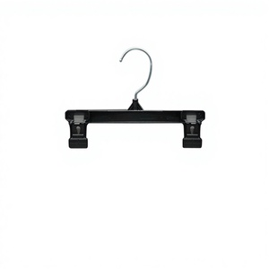 ตะขอแขวนพลาสติก PP ยี่ห้อ SB TECH ชุด 10 ชิ้น (ไม่มีแผ่นยาง) ทนทาน ใช้จัดระเบียบตู้เสื้อผ้า ประหยัดพื้นที่ เป็นมิตรกับสิ่งแวดล้อม กันลื่น ผลิตด้วยวิธีฉีดขึ้นรูป - Product Image 5