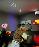 Hiburan dalam ruangan olahraga basket anak dewasa Arena mengaktifkan permainan interaktif permainan Hoop untuk taman hiburan keranjang jeux