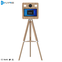 Monitor LCD Layar Sentuh HD 15,6 Inci Pengiriman Cepat, Gaya Cetak Kayu Retro DSLR, Photo Booth DSLR untuk Aktivitas Bisnis