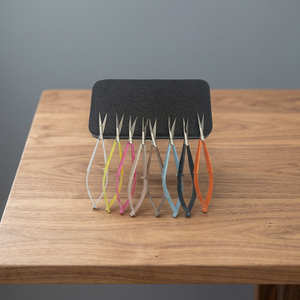 Tijeras para Cutículas de Acero Inoxidable con Punta Afilada, Marca Personalizada, Modelo 118, Hechas en Pakistán - Product Image 2