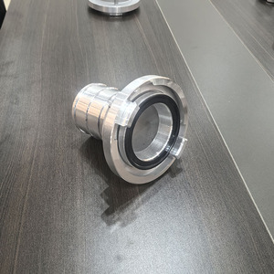 Acoplamiento Storz de Aleación Resistente a la Corrosión, Galvanizado y Recubierto de Zinc, Empaquetado en Caja de Cartón para Seguridad Marina e Industrial - Product Image 2