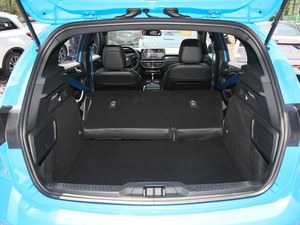 <span class=keywords><strong>Ford</strong></span> <span class=keywords><strong>Focus</strong></span> Modello 2022 Van Automatico Edizione S Nuova Auto con Tetto Panoramico e Sedili in Pelle - Product Image 6